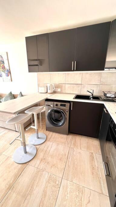 Casa Teddy - Central And Modern One Bedroom Apartment Тіас Екстер'єр фото