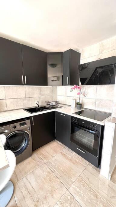 Casa Teddy - Central And Modern One Bedroom Apartment Тіас Екстер'єр фото